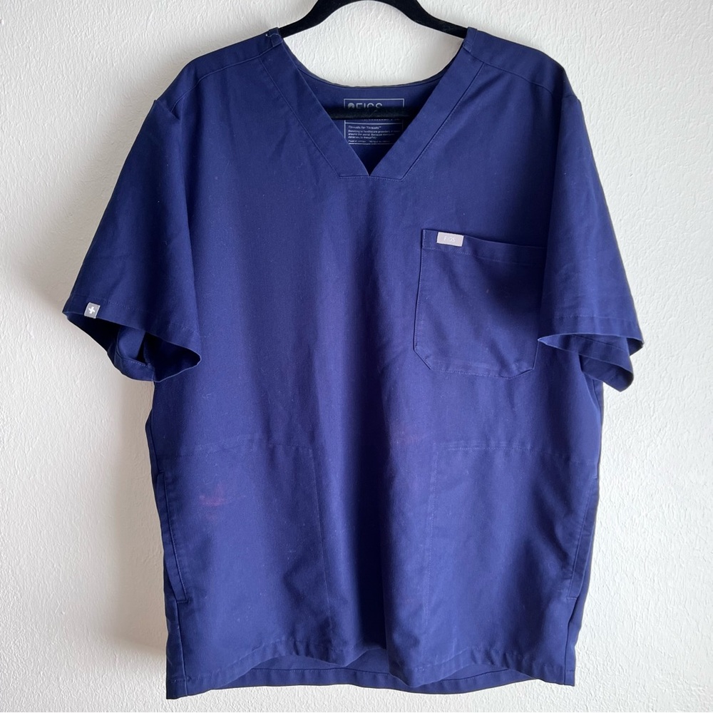 Figs Chisec Three-Pocket Scrub Top Navy Men's Size XL